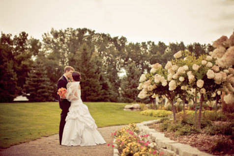 minnesota wedding photographer | Live and Love Studios