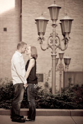 minnesota engagement photography | Live and Love Studios