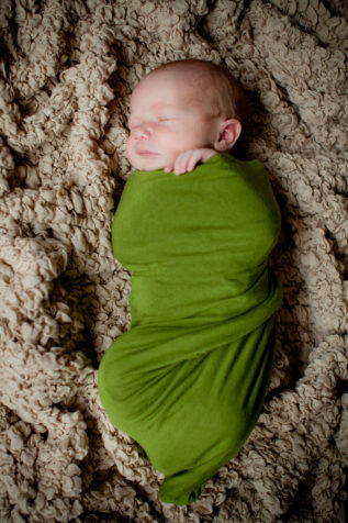 Minneapolis St. Paul Minnesota Newborn Photography | Live and Love Studios