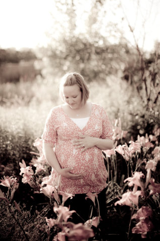Minneapolis St. Paul Minnesota Maternity Photography | Live and Love Studios
