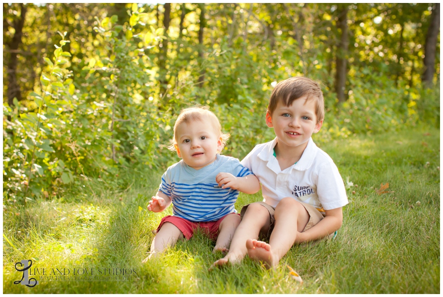 01-minneapolis-st-paul-eagan-minnesota-family-sibiling-brothers-photography