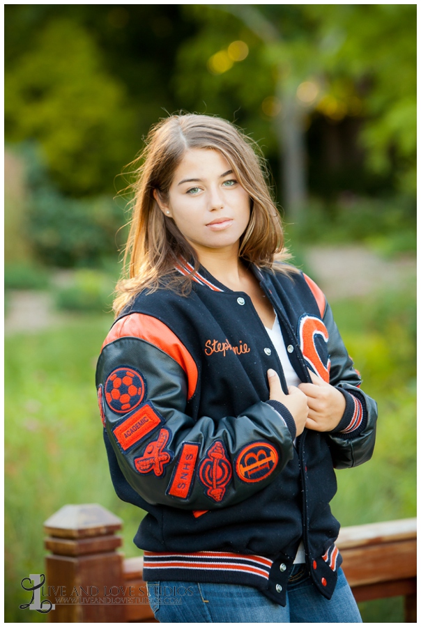 05-minneapolis-st-paul-minnesota-high-school-senior-photographer-letter-jacket