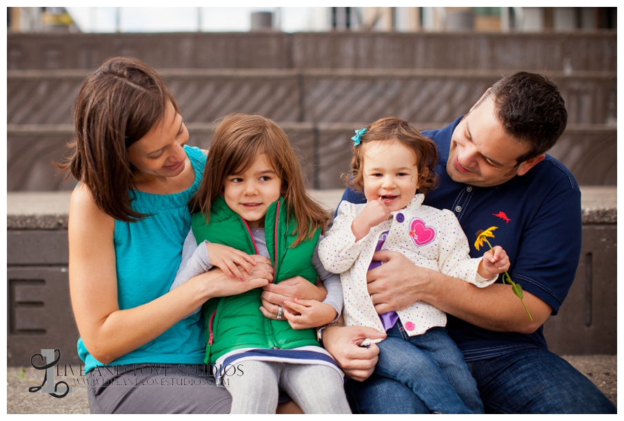 7-Minneapolis-St-Paul-Minnesota-Urban-Family-Photography