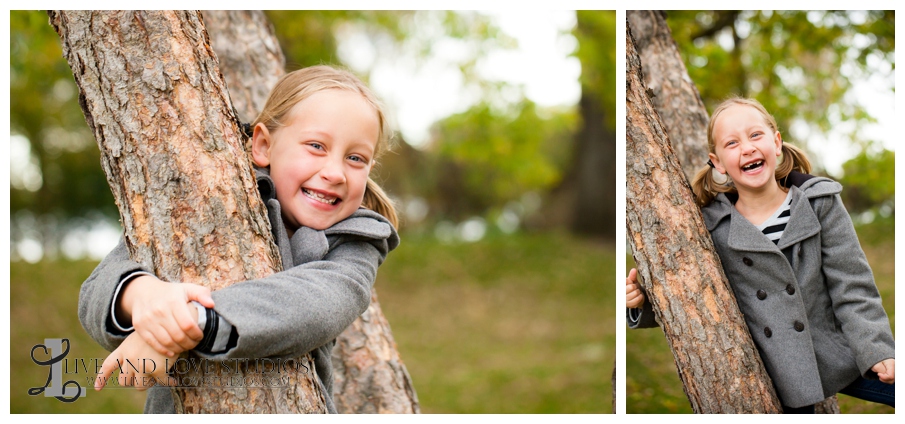 01-French-Park-Minneapolis-MN-Child-Photographer-in-a-tree