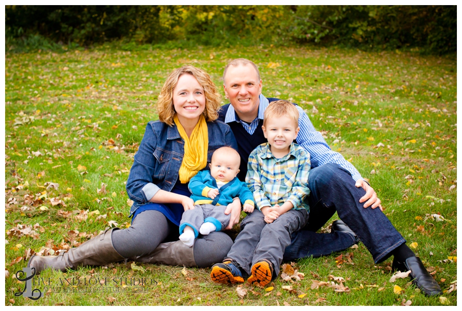 02-French-Park-Minneapolis-MN-Family-Fall-Photography