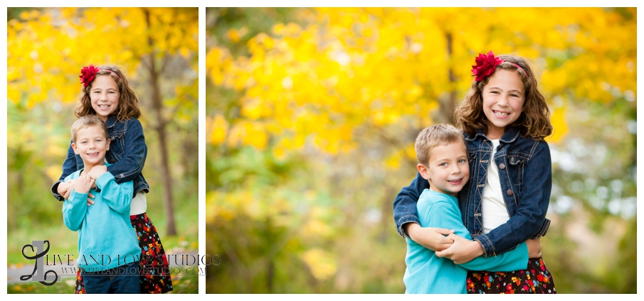 06-French-Park-Minneapolis-MN-Family-Fall-Photography-siblings-brother-and-sister