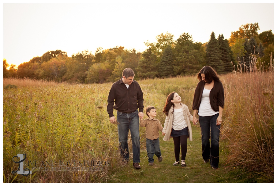 08-Minnepolis-St-Paul-MN-Family-Field-Photography