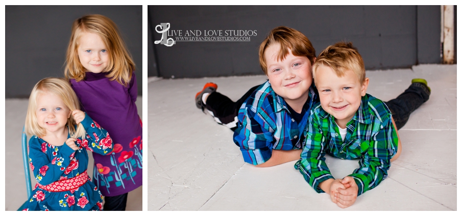 07-minneapolis-st-paul-family-studio-photography-brothers-sisters