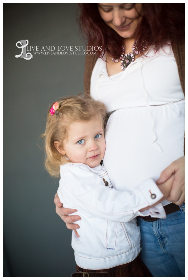 09-minneapolis-st-paul-family-maternity-studio-photographer