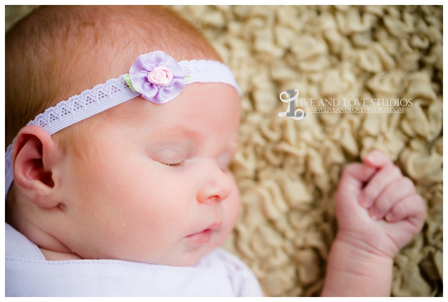 Inver-Grove-Heights-MN-Natural-Light-Lifestyle-Newborn-Photography_0010