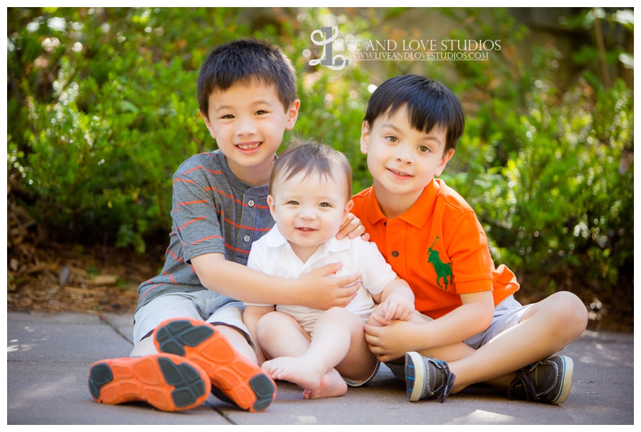 Minneapolis-St-Paul-MN-Natural-Light-Family-Brothers-Photographer_0004.jpg