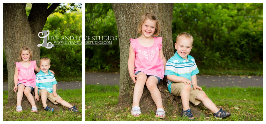 Minneapolis-St-Paul-MN-Natural-Light-Family-Siblings-Photographer_0010.jpg