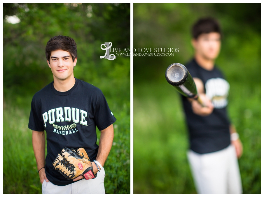 Minneapolis-St-Paul-MN-Natural-Light-High-School-Senior-Photographer-baseball-glove-and-bat_0008.jpg