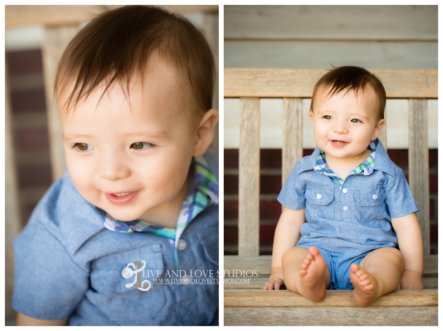 Minneapolis-St-Paul-MN-Natural-Light-Infant-Photography-sitting-on-a-bench_0010.jpg