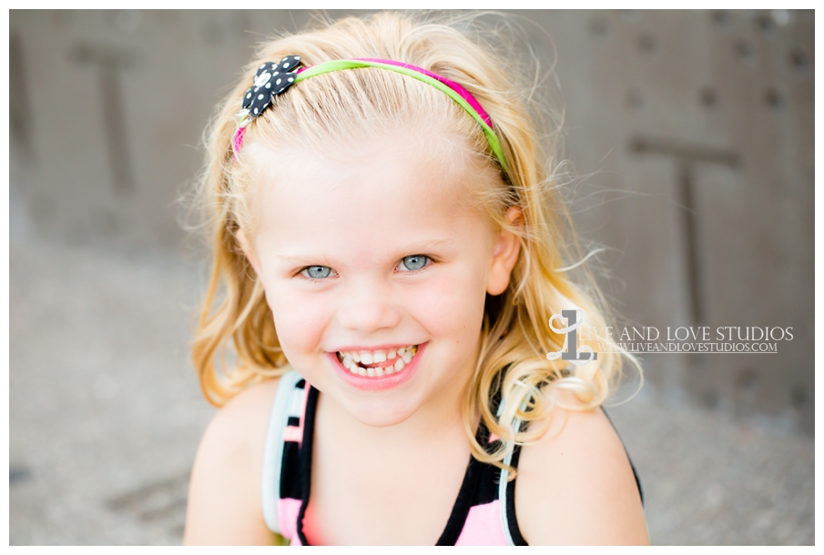 Minneapolis-St-Paul-MN-Natural-Light-Urban-Child-Photographer_0015.jpg