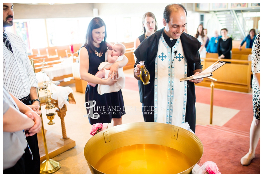 Minneapolis-MN-Greek-Orthodox-Baptism-Photography_0012.jpg
