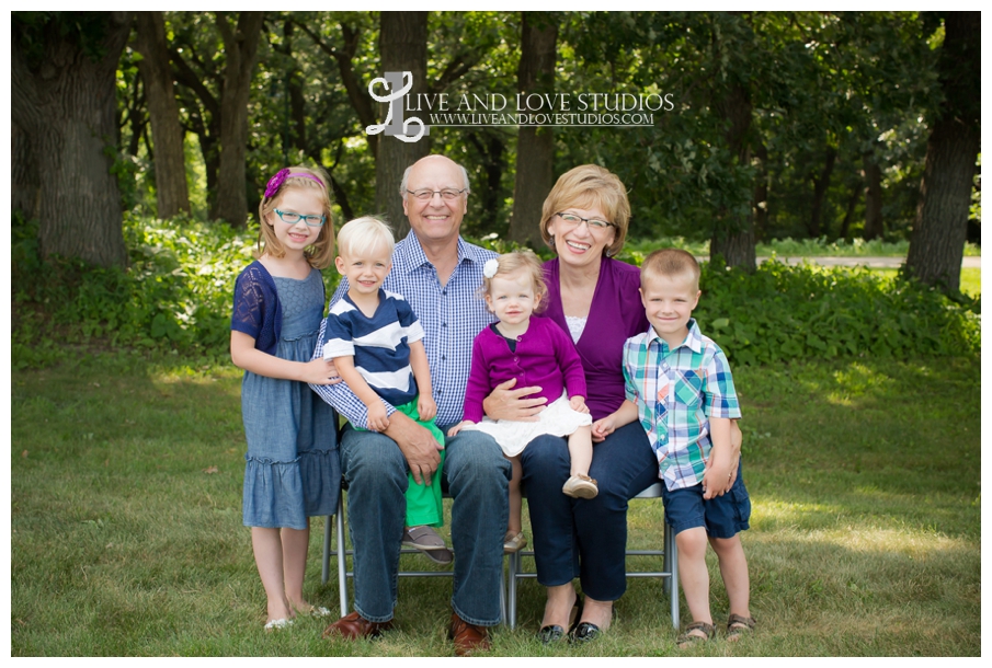 Minneapolis-St-Paul-Eagan-MN-Extended-Family-Photography_0002.jpg