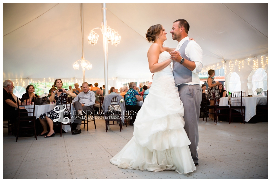 Minneapolis-St-Paul-MN-Wedding-Photography_0027