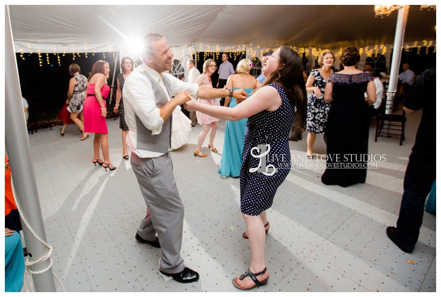 Minneapolis-St-Paul-MN-Wedding-Photography_0030