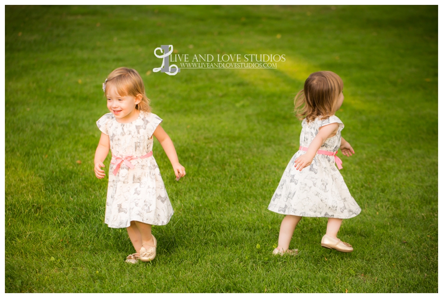 Plymouth-MN-Child-Family-twin-girls-Photography_0005.jpg