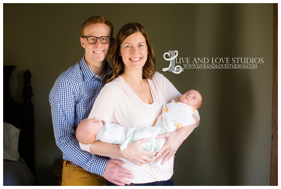 Minneapolis-Eagan-MN-Lifestyle-Newborn-Photography_0001.jpg