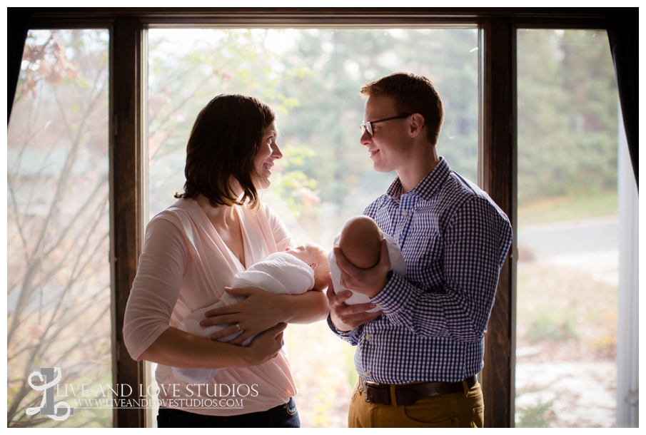 Minneapolis-Eagan-MN-Lifestyle-Newborn-Photography_0012.jpg