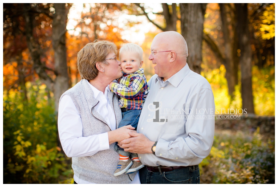 Minneapolis-Hopkins-MN-Family-Child-Photography-fall-colors_0004.jpg