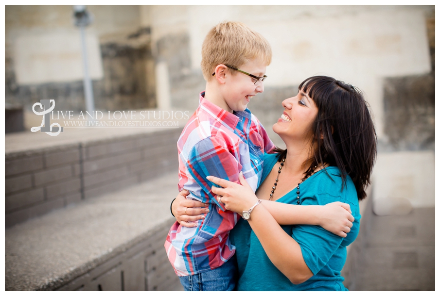 Minneapolis-St-Paul-MN-Family-Child-Urban-Photography_0002.jpg