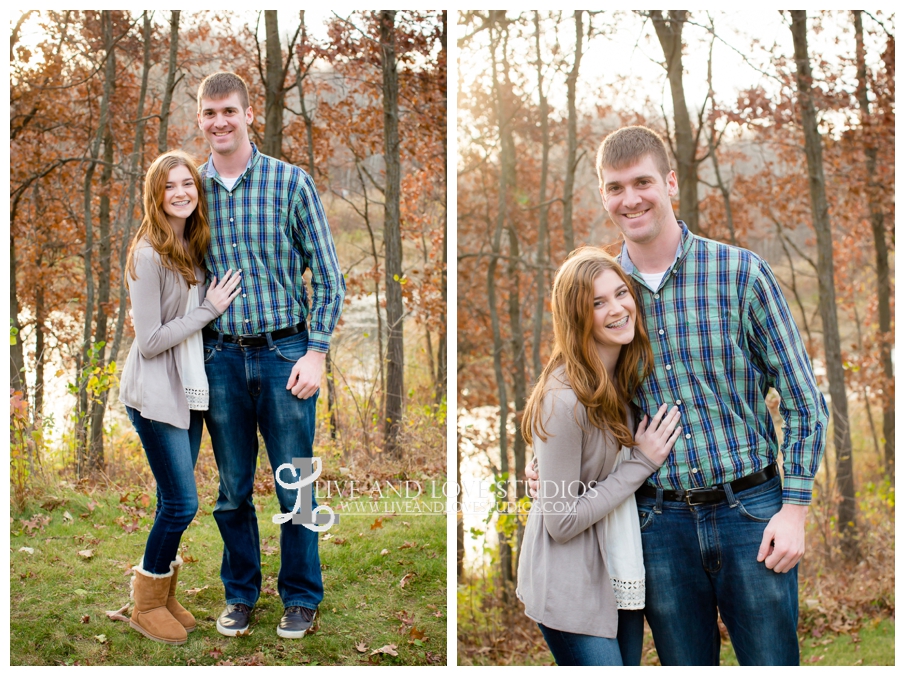 St-Paul-Eagan-MN-Family-Photographer-park-fall-colors_0003.jpg