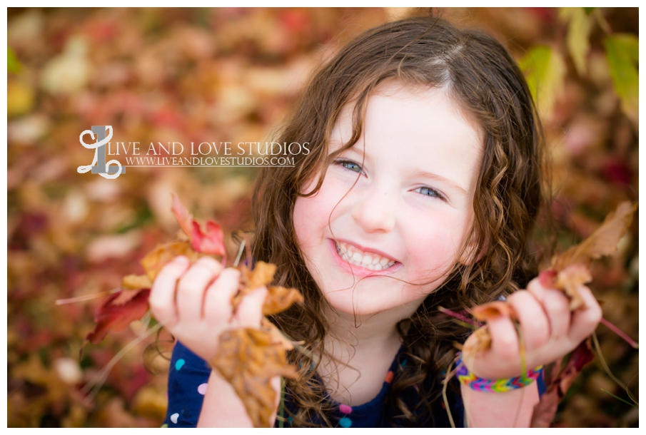 St-Paul-Lakeville-MN-Family-Child-Apple-Orchard-Photographer_0009.jpg