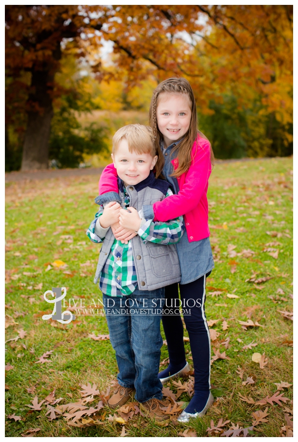 St-Paul-MN-Family-Child-Photography-fall-colors_0002.jpg