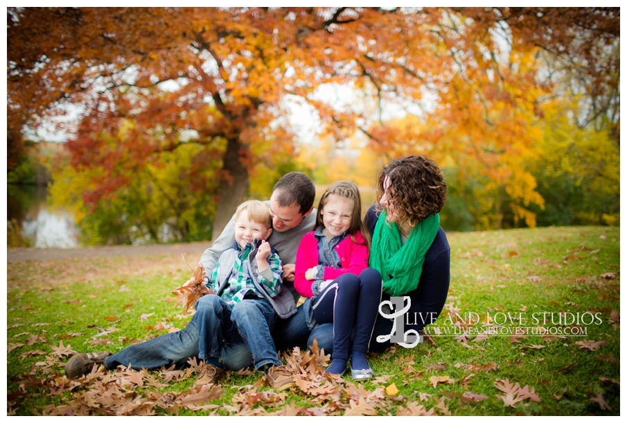 St-Paul-MN-Family-Child-Photography-fall-colors_0007.jpg