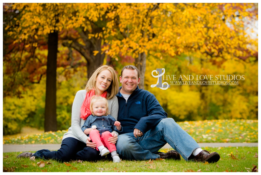 St-Paul-MN-Family-Child-Photography-fall-colors_0016.jpg