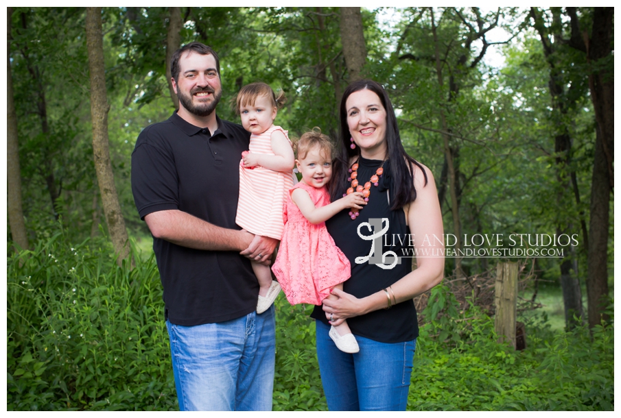 minneapolis-st-paul-mn-child-family-photography-twin-girls_0001.jpg