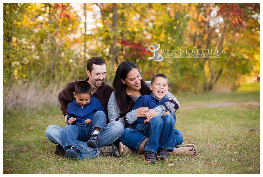 plymouth-mn-fall-family-photography-french-park_0006.jpg