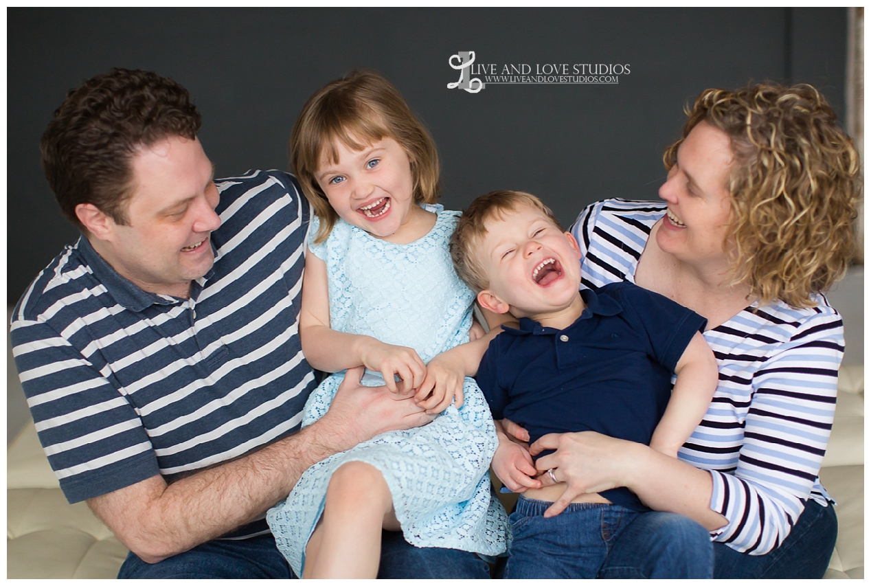 minneapolis-mn-studio-family-infant-photography_0071.jpg