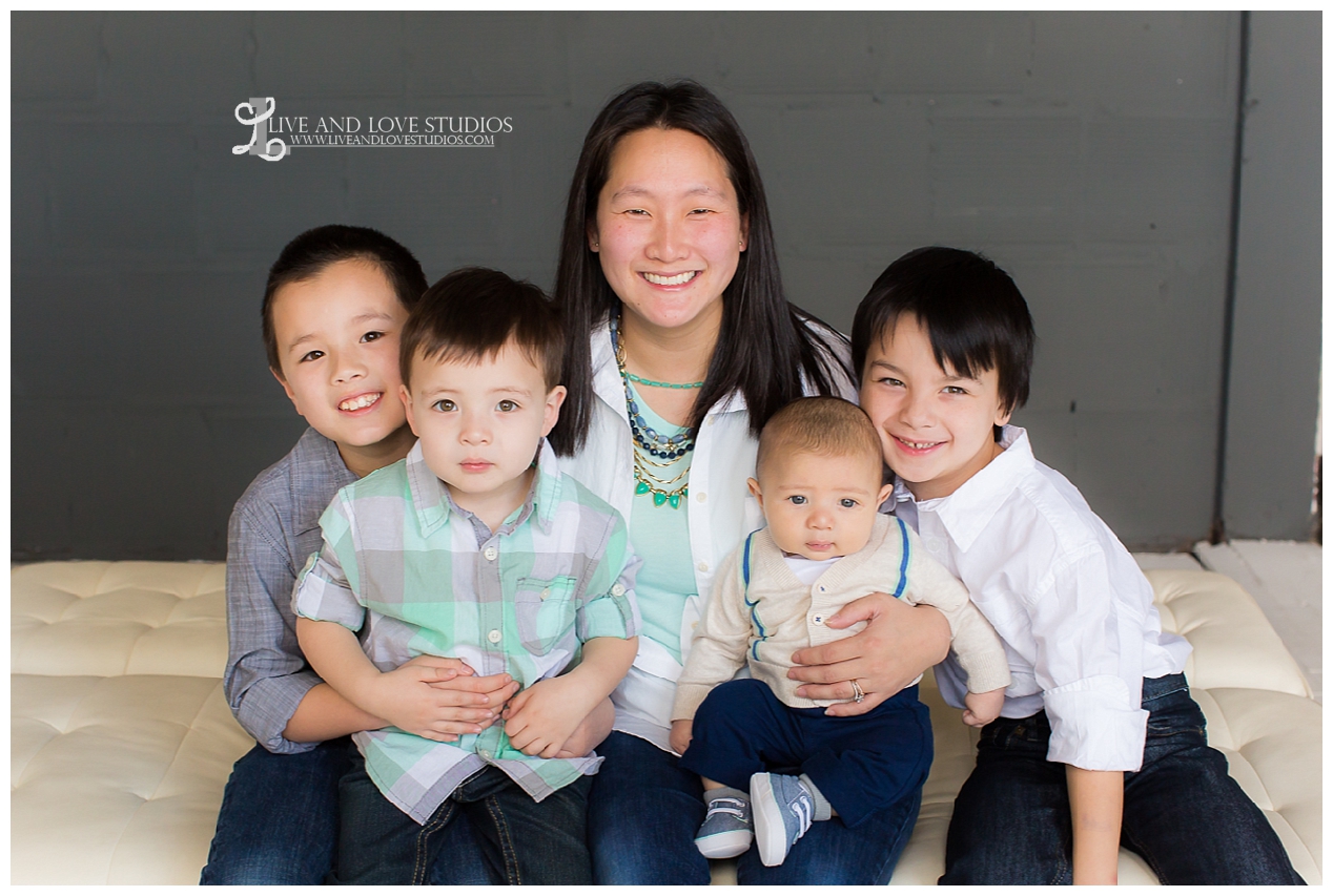 minneapolis-mn-studio-family-infant-photography_0083.jpg