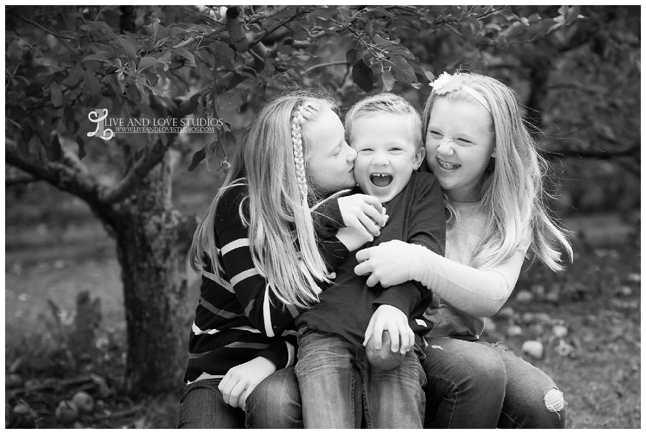 minnetonka-mn-apple-orchard-family-photography_0082.jpg