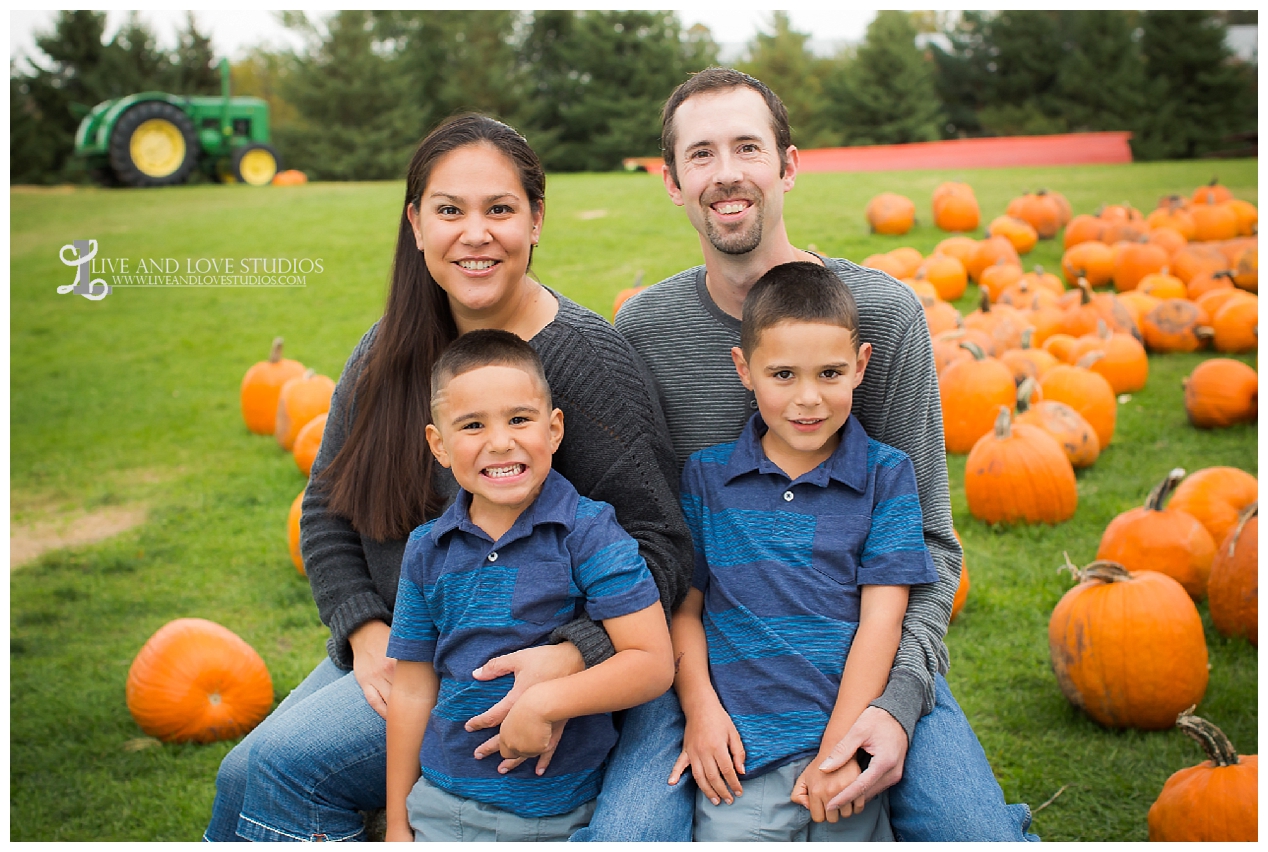 minnetonka-mn-apple-orchard-family-photography_0094.jpg