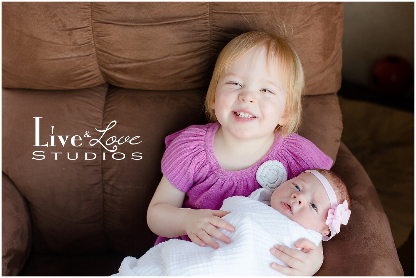 shakopee-mn-newborn-child-lifestyle-family-photographer_0020.jpg