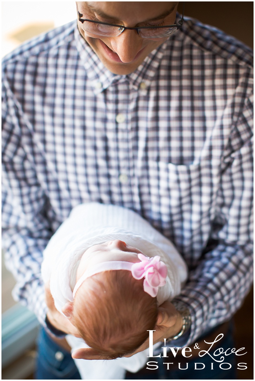 shakopee-mn-newborn-child-lifestyle-family-photographer_0022.jpg