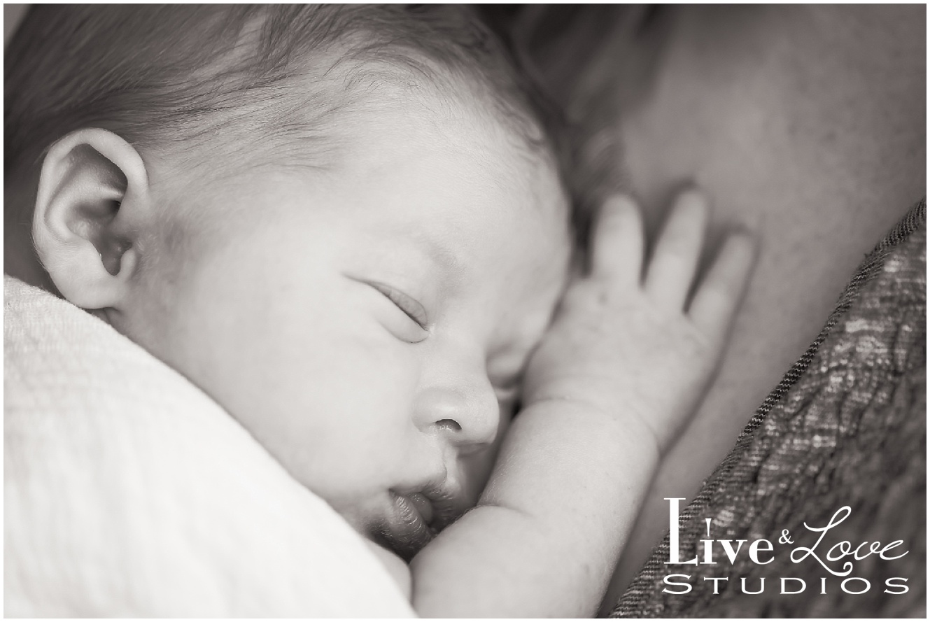 shakopee-mn-newborn-child-lifestyle-family-photographer_0028.jpg