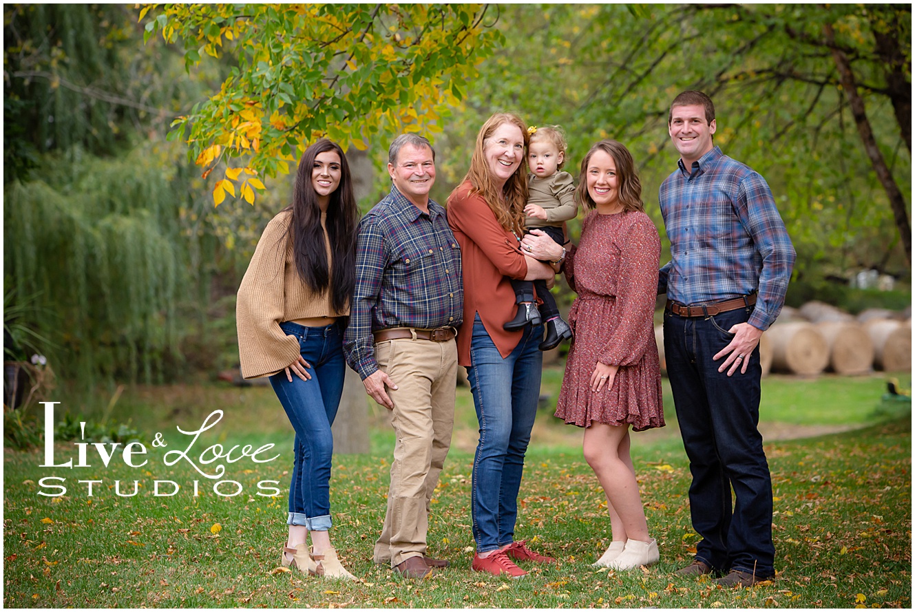 lakeville-mn-extended-family-photographer_0757.jpg